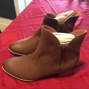 NWT Seychelles Lucky Penny Booties